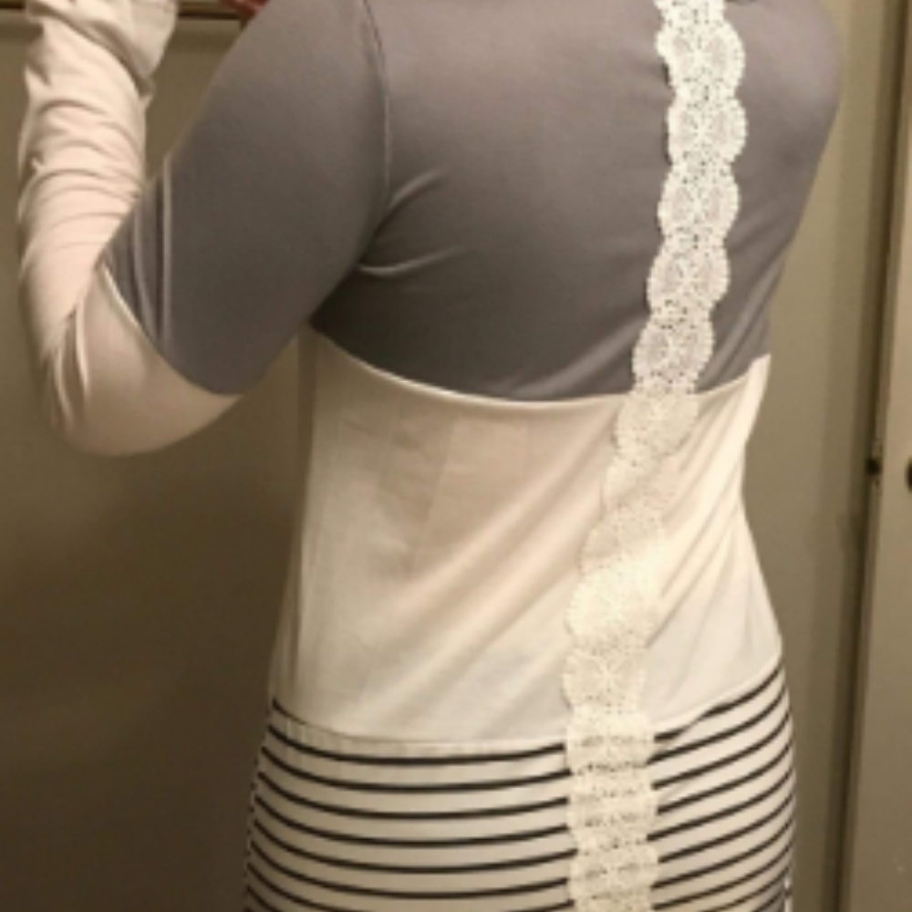 NWT Womens Back Lace Long Sleeve Blouse - Picture 5 of 5